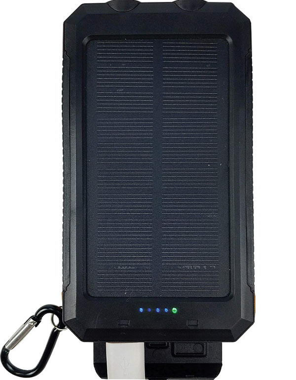 Cover: RED5 Solar Power Bank